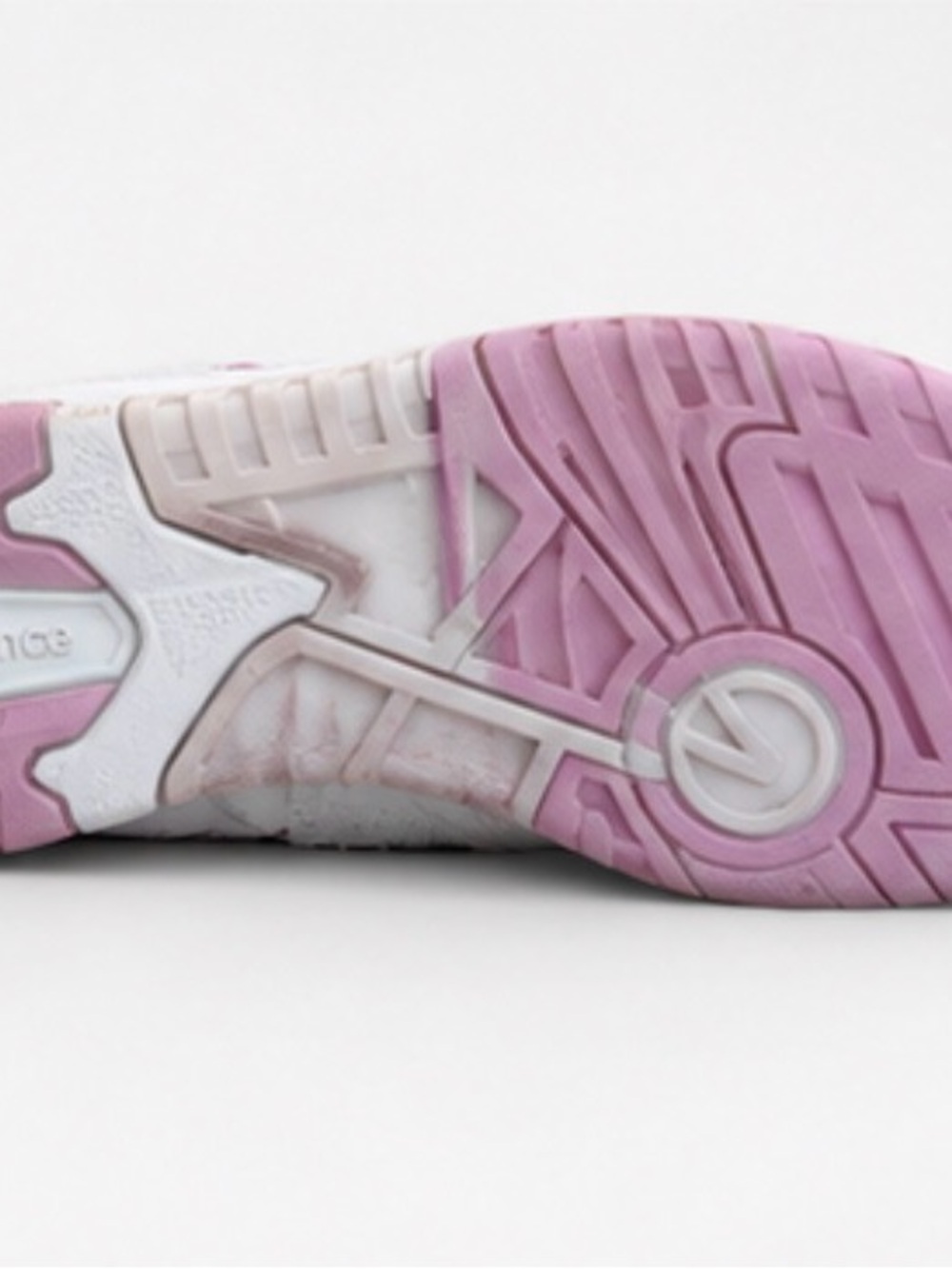 New Balance White & Light Pink 550 Low-Top Sneakers - Picture 4 of 4